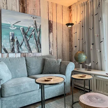 Haus Nordseeblick 47 Moeoevnest 1